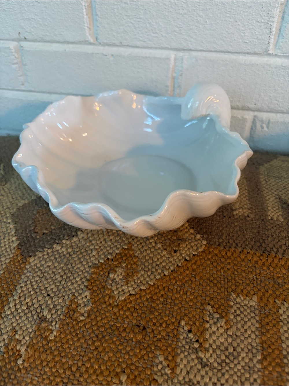 Shell catch all bowl